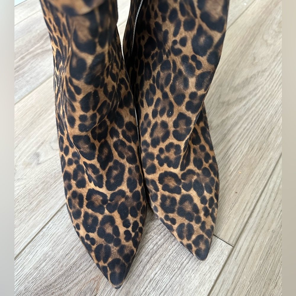 YSL SAINT LAURENT NIKI BOOTIES IN LEOPARD PRINT SUEDE - Picture 5 of 10
